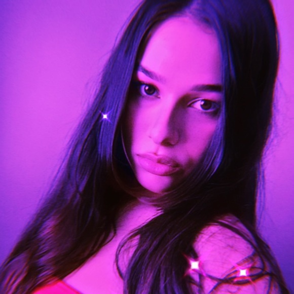 Meet your Posher, Victoria - Picture 1 of 1